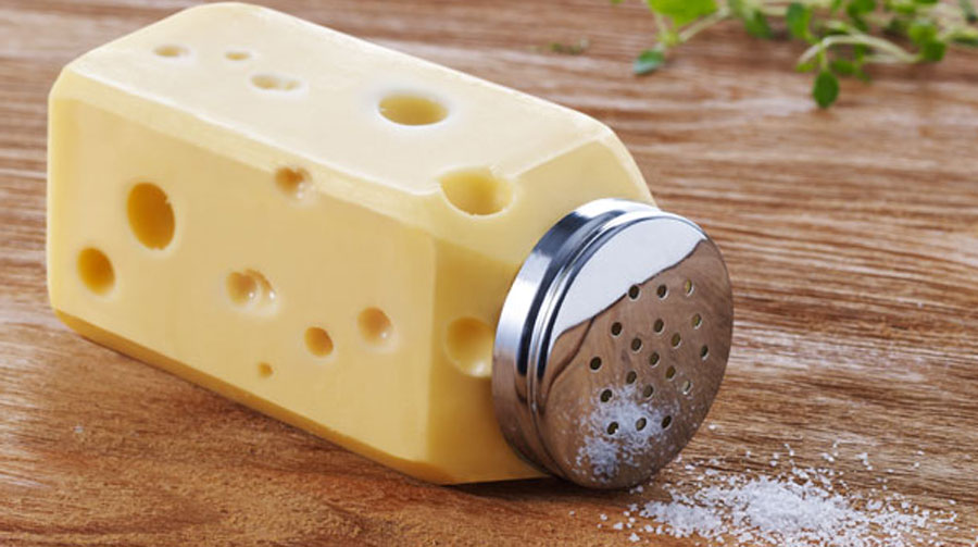 نمک در پنیر
